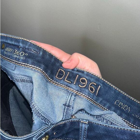 DL1961 Cindy Low Rise Slim Bootcut Jeans Mariner Wash Size 29 Y2K Vintage - Picture 3 of 8